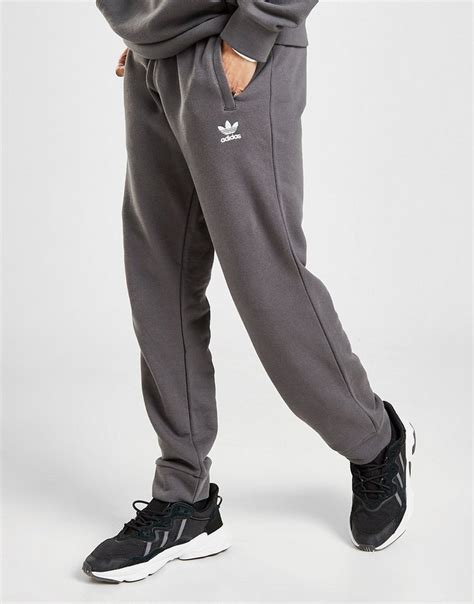 adidas Originals Men's Trefoil Essentials Joggers